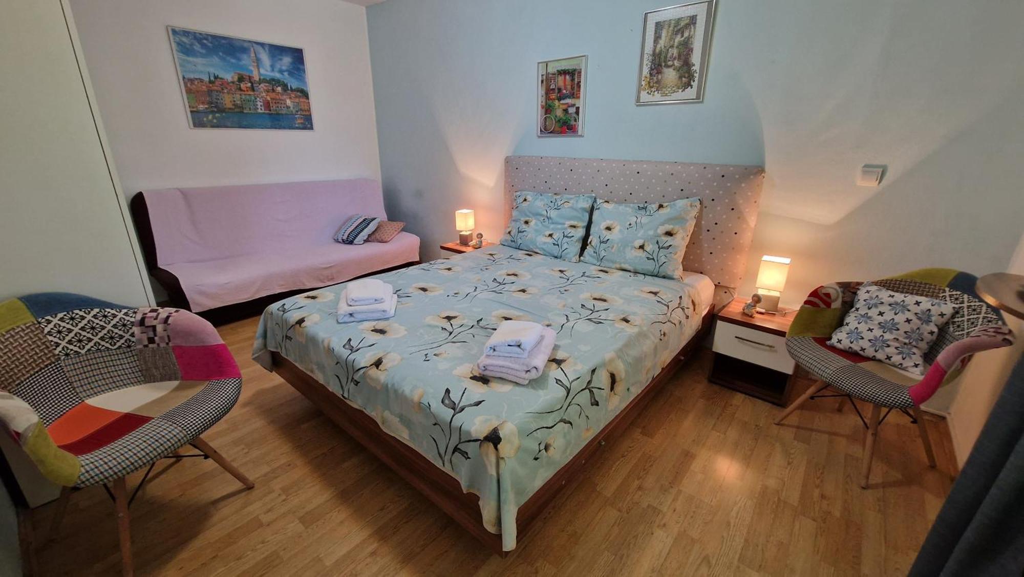 Charming Cozy Holliday House 2+2 * Valtura